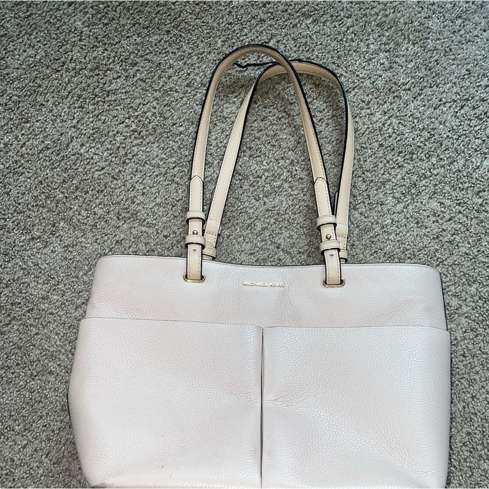 Michael Kors leather bag